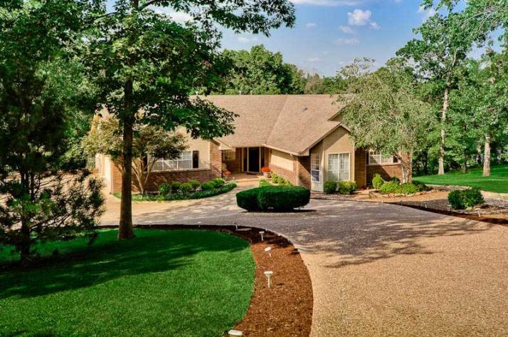 33 NEFFWOOD LN, Bella Vista, AR 72715