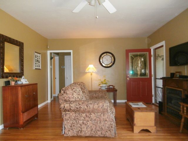 57 CR 242, Eureka Springs, AR 72631