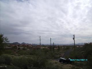 208 W Briles Rd., Phoenix, AZ 85085