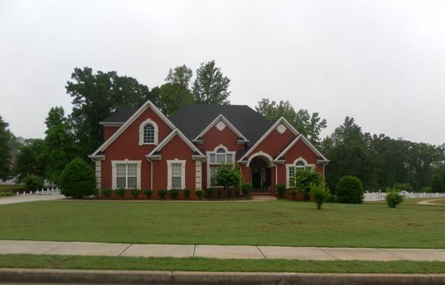 318 Young James Cir, Stockbridge, GA 30281