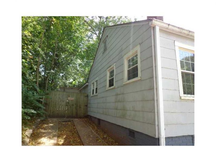 1826 Chapman Avenue, Atlanta, GA 30344