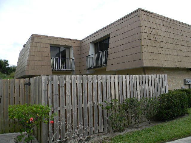 5863 Se Riverboat Dr # D4, Stuart, FL 34997