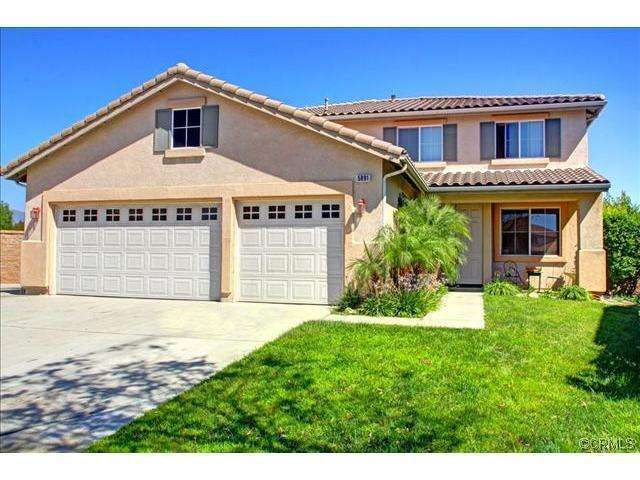 5891 Forest Oaks Pl, Fontana, CA 92336