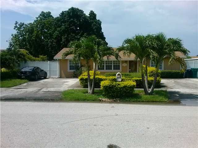 13421 SW 54 ST, Miami, FL 33175