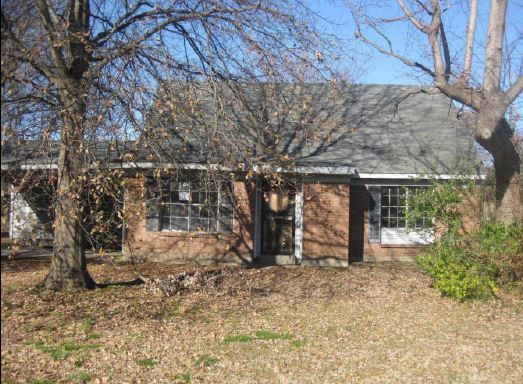1400 E Barton Ave, West Memphis, AR 72301