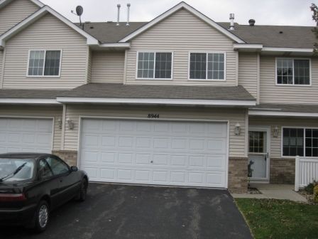 8944 92nd St S., Cottage Grove, MN 55016