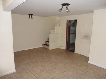 10617 Hill Park Ter, Independence, MO 64052