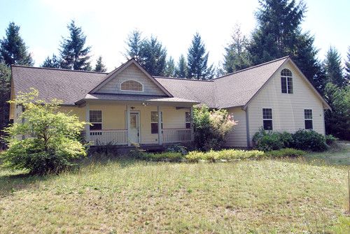 61 E Road Runner Dr, Shelton, WA 98584