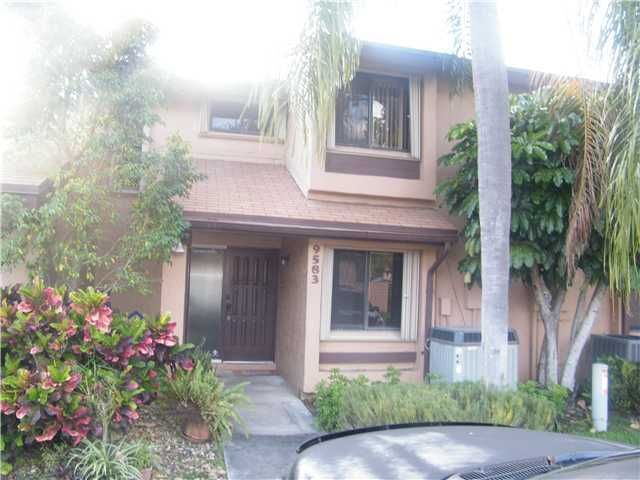 9583 NW 38TH PL # 4, Fort Lauderdale, FL 33351