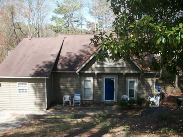 8951 Bentwood Lane, Riverdale, GA 30274