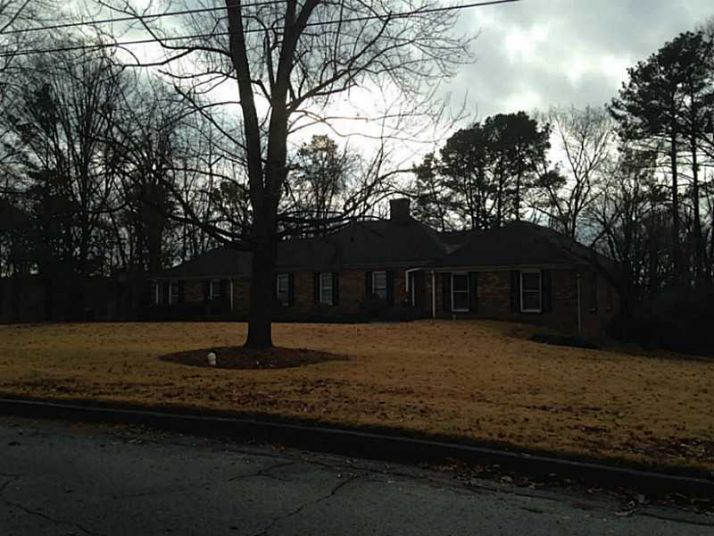 110 Maple Drive, Cartersville, GA 30120