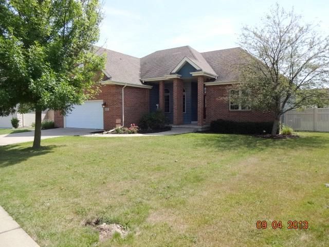 6237 74th Pl, Schererville, IN 46375