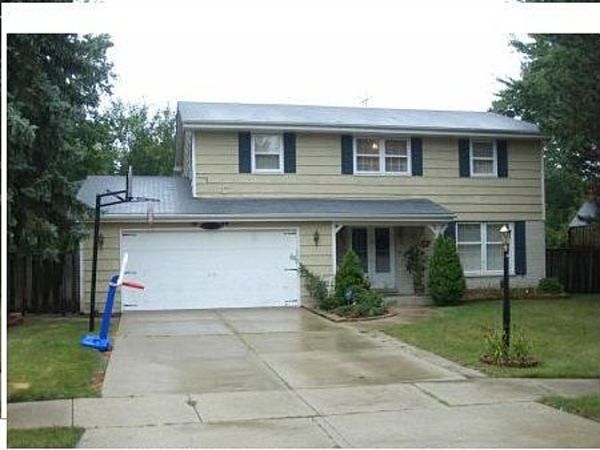 1664 Longvalley Drive, Northbrook, IL 60062