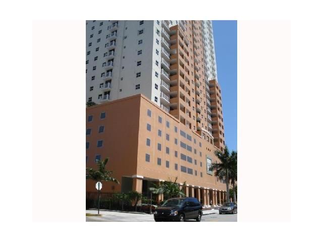 185 SE 14 TE # 802, Miami, FL 33131