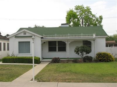 15 Lincoln St, Bakersfield, CA 93305