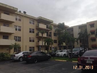 1221 SW 122 Ave 10, Miami, FL 33184