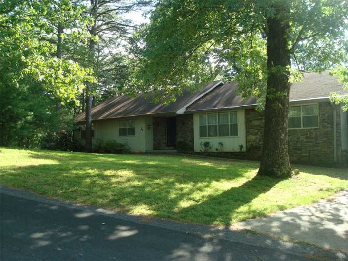 27 TIBBERTON DR, Bella Vista, AR 72714