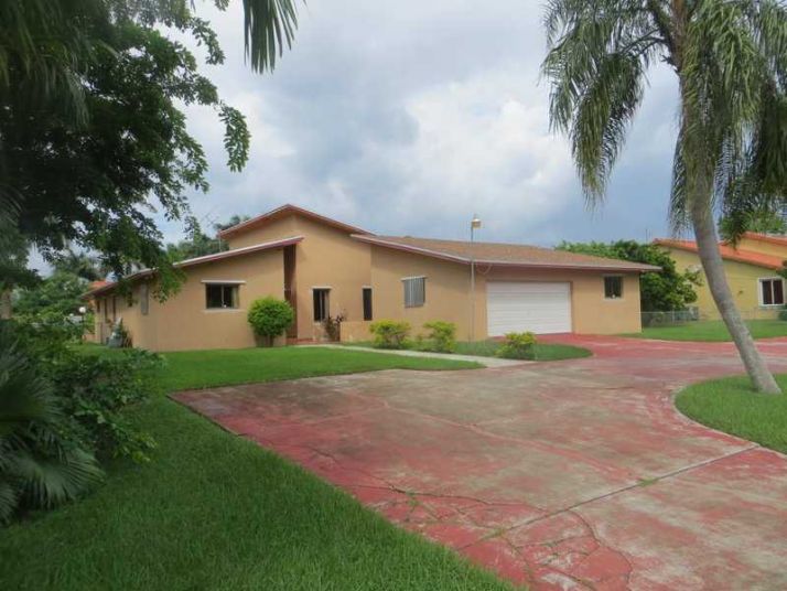 2920 SW 139 AV, Miami, FL 33175