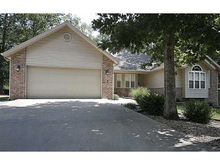 7 W MERRITT LN, Bella Vista, AR 72714