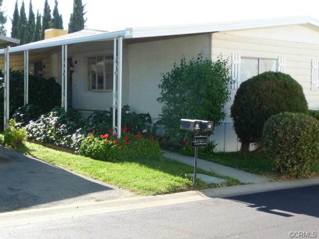 1444 Michigan Ave #25, Beaumont, CA 92223