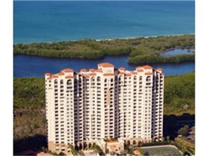 6597 Nicholas Blvd #403, Naples, FL 34108