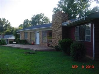 812 S Main St, Landis, NC 28088