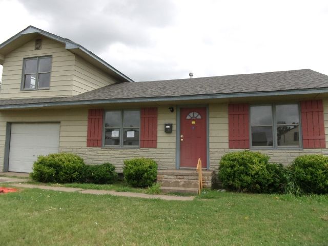 1826 E Cedar Ave, Enid, OK 73701