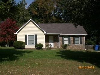 106 Cambridge Square, Kernersville, NC 27284