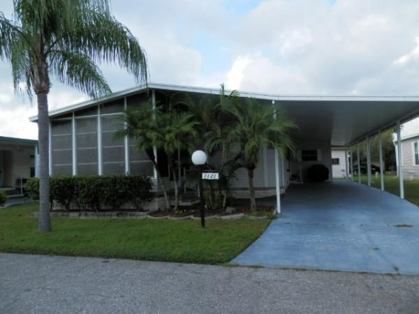 1121 48th Ave. Dr. E., Bradenton, FL 34203