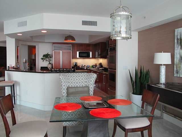 3301 NE 183 ST # 1806, North Miami Beach, FL 33160