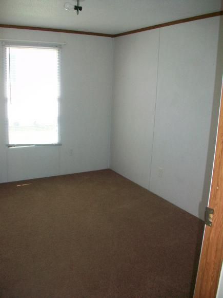 208 Bobby Ave, Independence, MO 64056