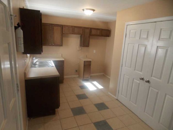 912 Fairburn Road, Atlanta, GA 30331