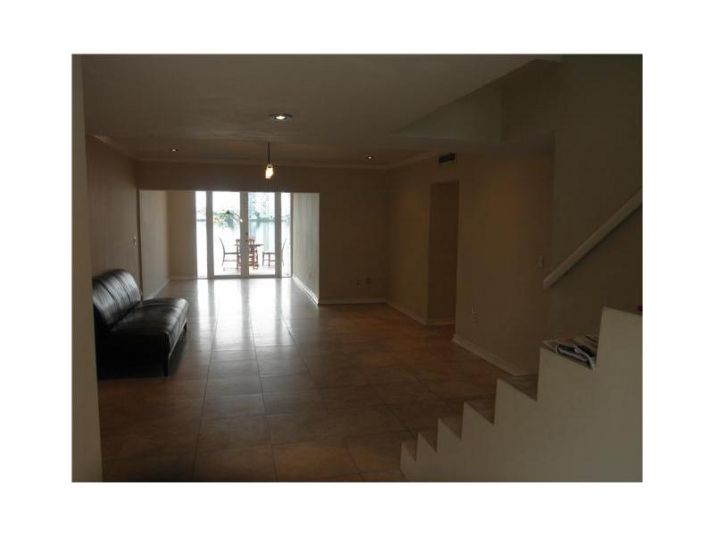 1292 NE 191 ST # 1292, Miami, FL 33179