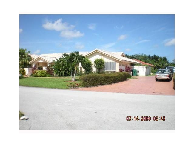 21951 SW 127 CT, Miami, FL 33170