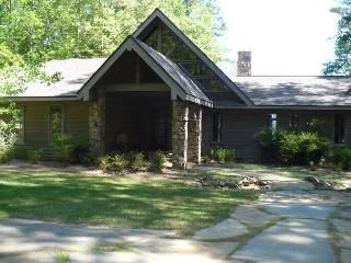 18 Windward, Alexander City, AL 35010