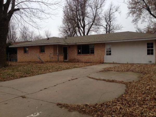 2002 Melissa Lane, Springdale, AR 72762