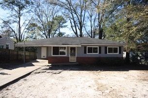 2939 Tip Top Dr, Columbus, GA 31907
