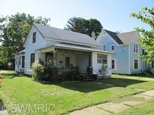 209 S Clay St, Sturgis, MI 49091