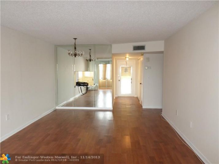 2900 N Pine Island Rd # 301, Fort Lauderdale, FL 33322