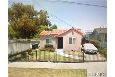 561 W 88th St, Los Angeles, CA 90044