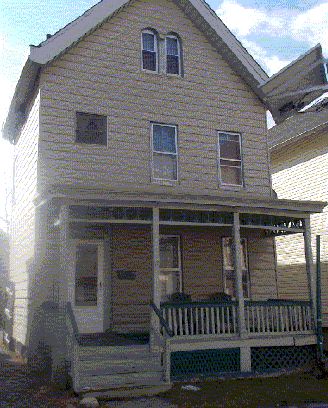 17 Essex St, East Orange, NJ 07017