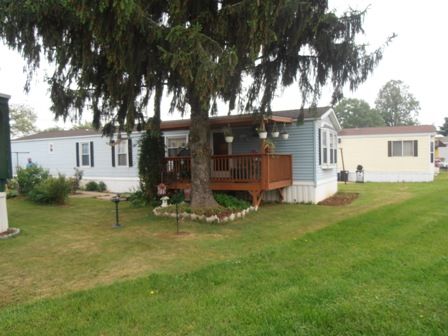 37 Roth ave, Mertztown, PA 19539