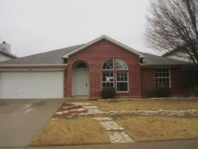 4215 Bent Oaks Dr, Arlington, TX 76001