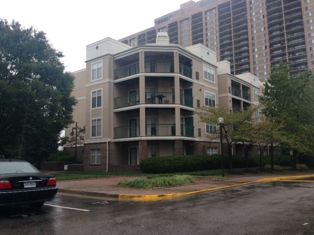 5575 Seminary Rd 208, Falls Church, VA 22041