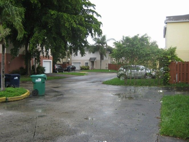 14806 SW 90 TE, Miami, FL 33196