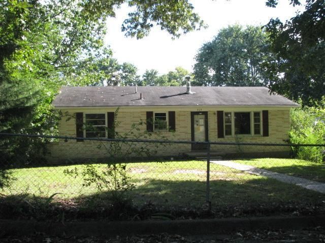 309 Avon St, Lawrenceburg, TN 38464