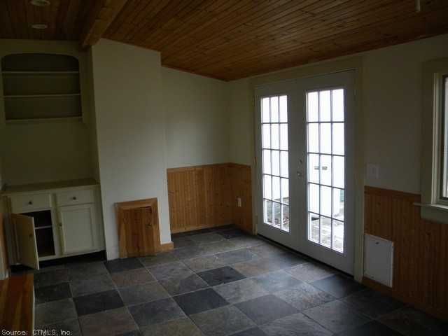 62 Gay St, Sharon, CT 06069