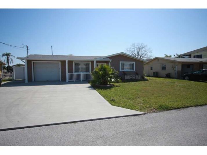 13740 GENE ROSSI AVE, Hudson, FL 34667