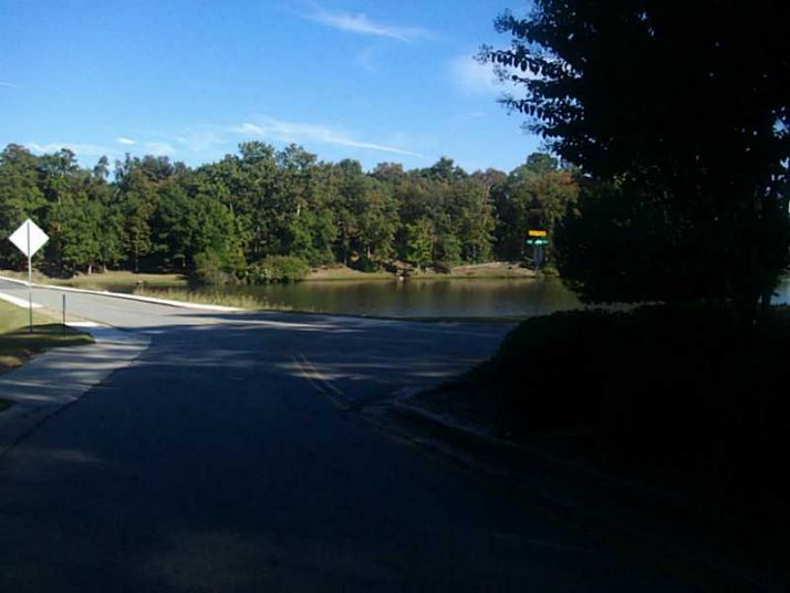 216 Wexford Circle, Bonaire, GA 31005