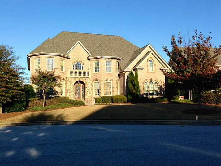 1088 Grassmeade Court, Snellville, GA 30078